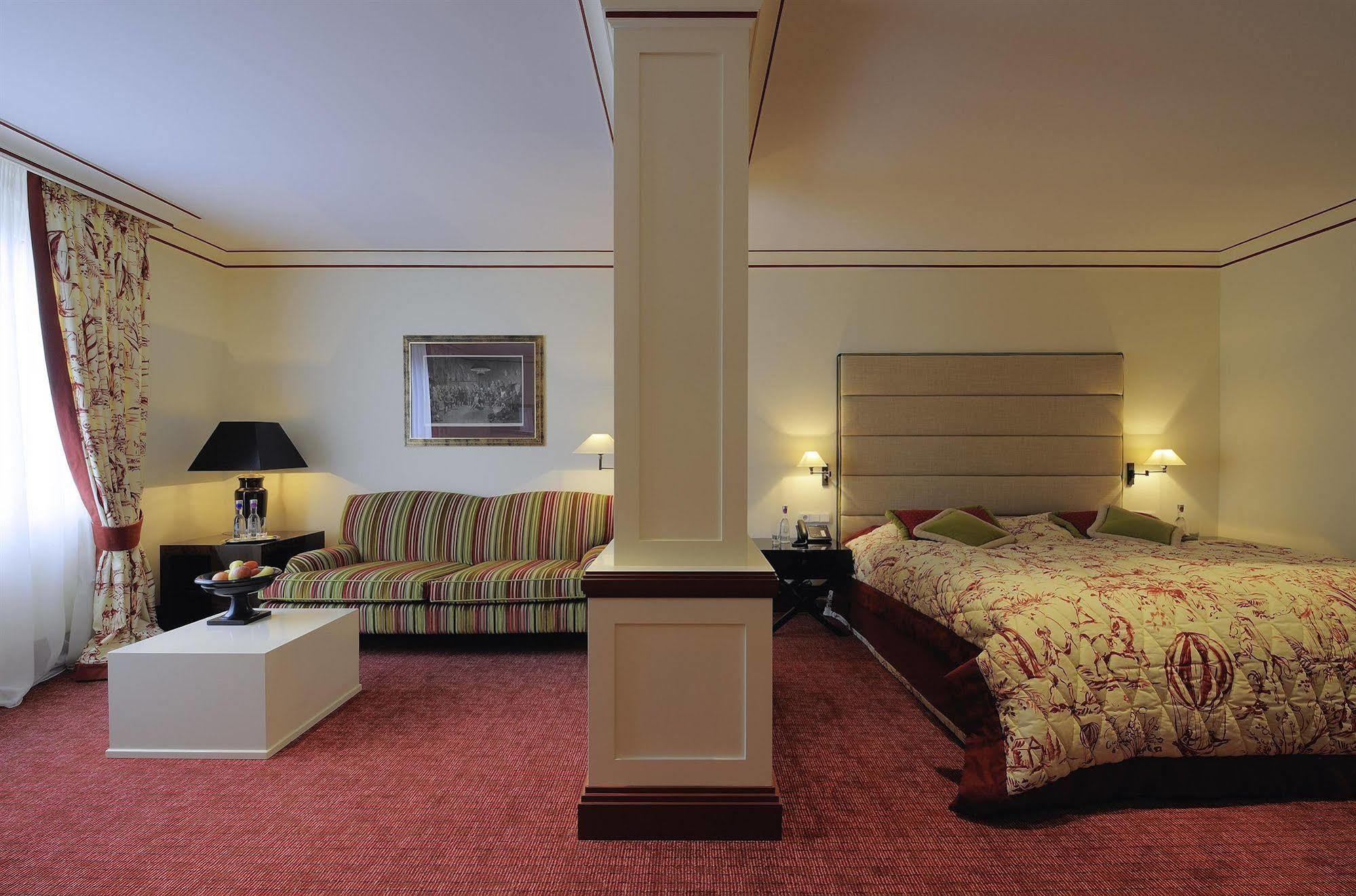 Grandhotel Hessischer Hof - Hotel Frankfurt 프랑크푸르트 객실 사진